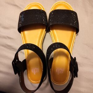 Gianni Bini Girls Black Rhinestone Sandals 5M